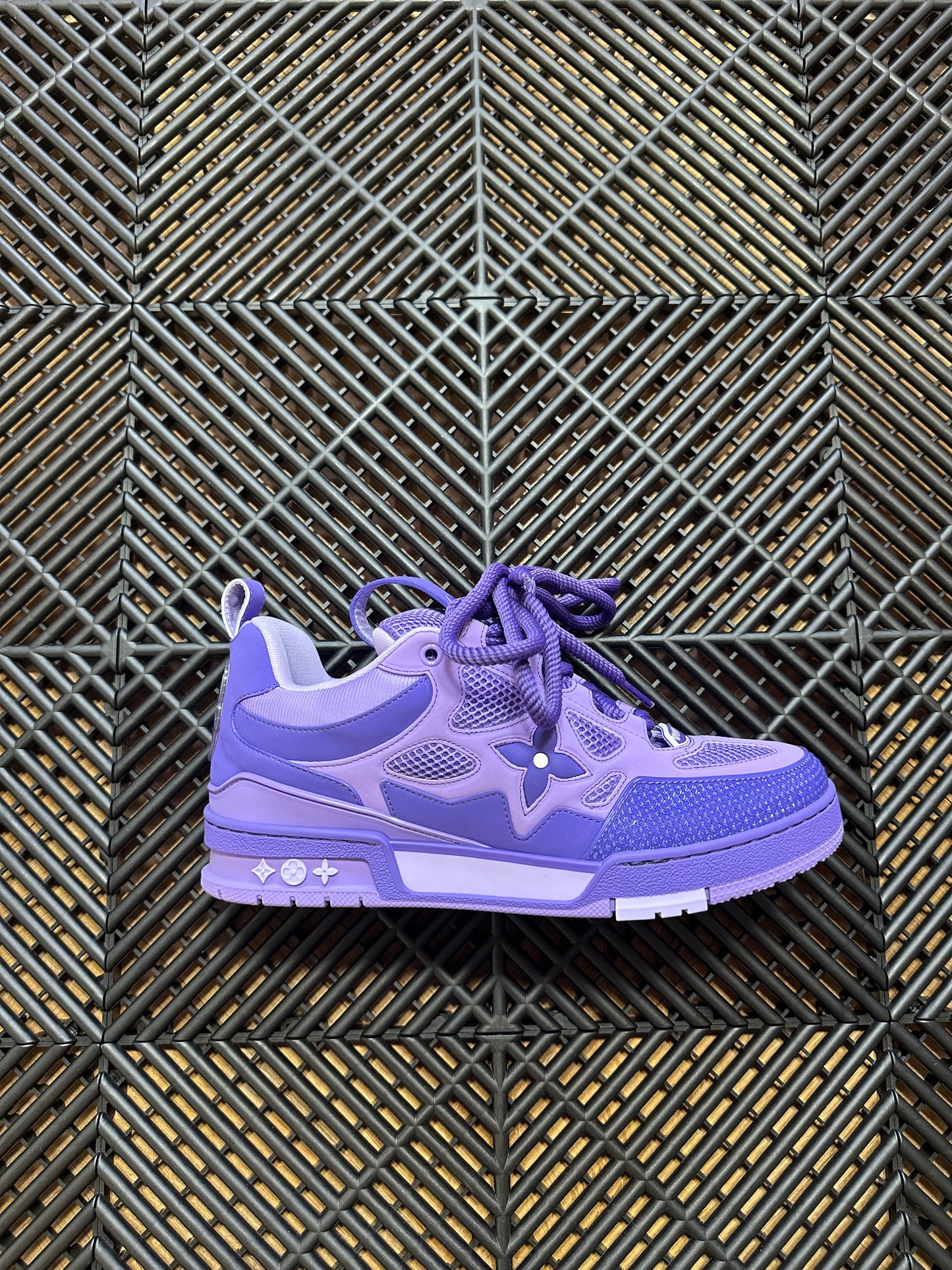 Lv Skate violette